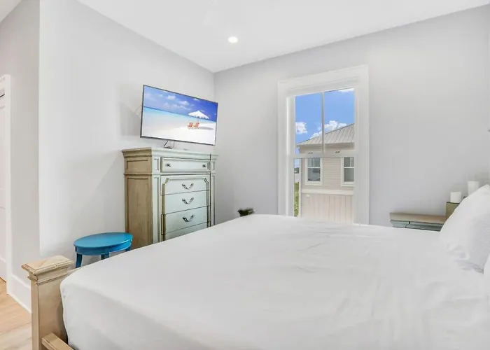 Porpoise-full Life Spacious W Ith Pool Gulf Shores